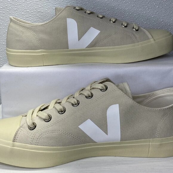 Veja Wata II Low Canvas Sneakers Men’s 12 Tan Cream - Picture 2 of 8